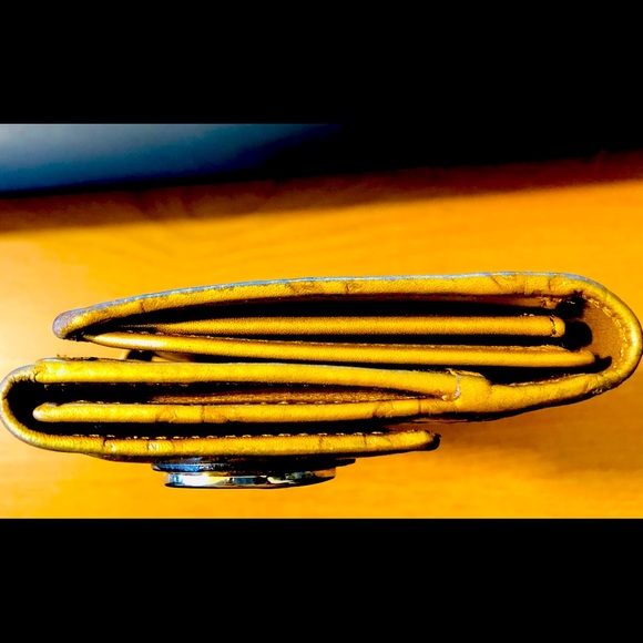 🤩🤩Authentic Gucci Guccissima Lovely Heart 🤩🤩 - Picture 10 of 13